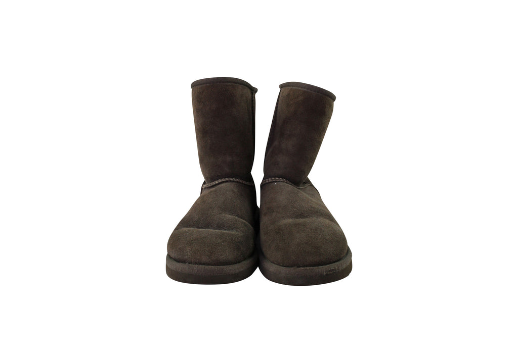 UGG, Girls Classic Boots, Size 33